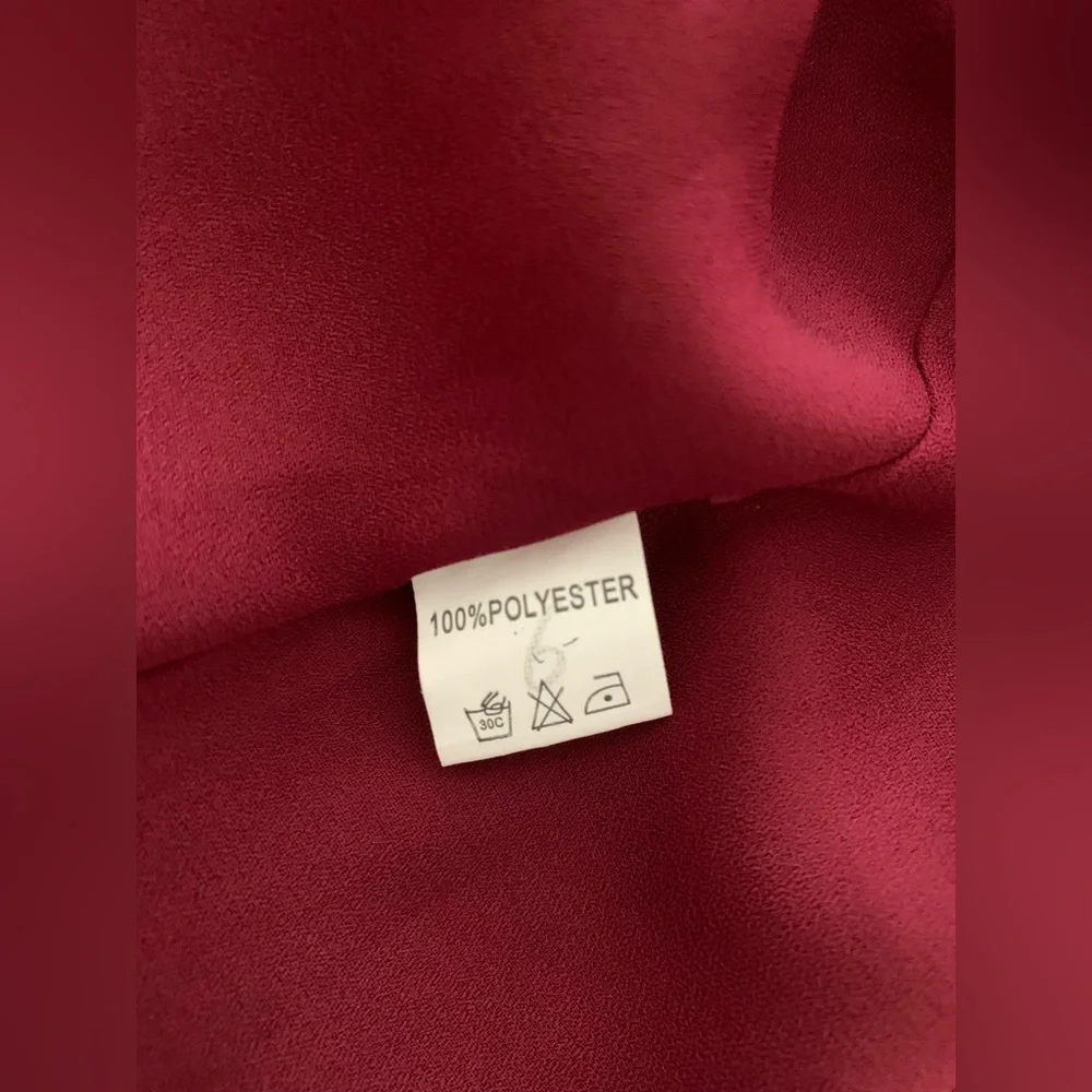 🌷2 for $20🌷 SHOWPO Burgundy Wrap Dress Size 8 - Picture 4 of 5